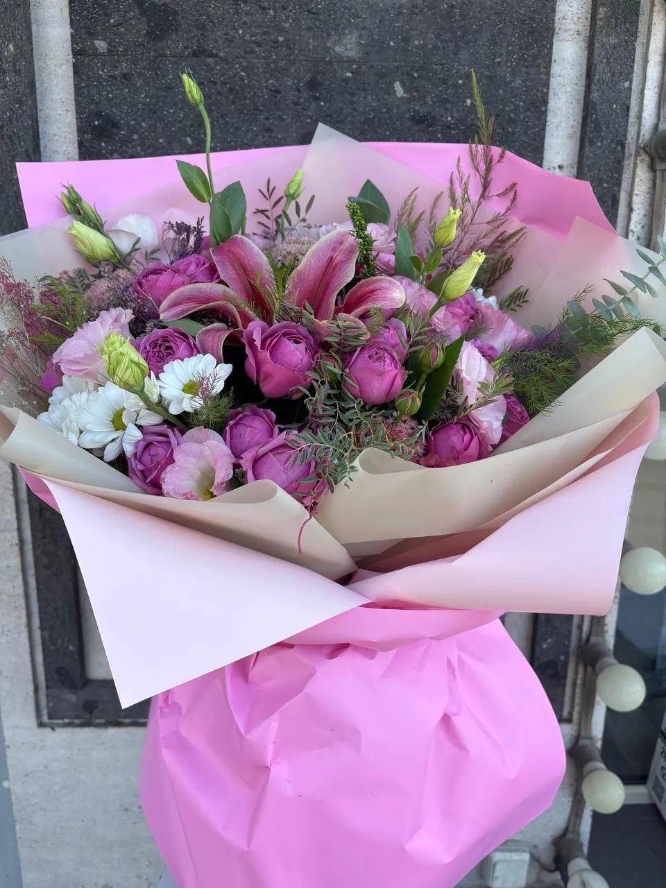 Pink bouquet | ծաղիկների առաքում Երևանում