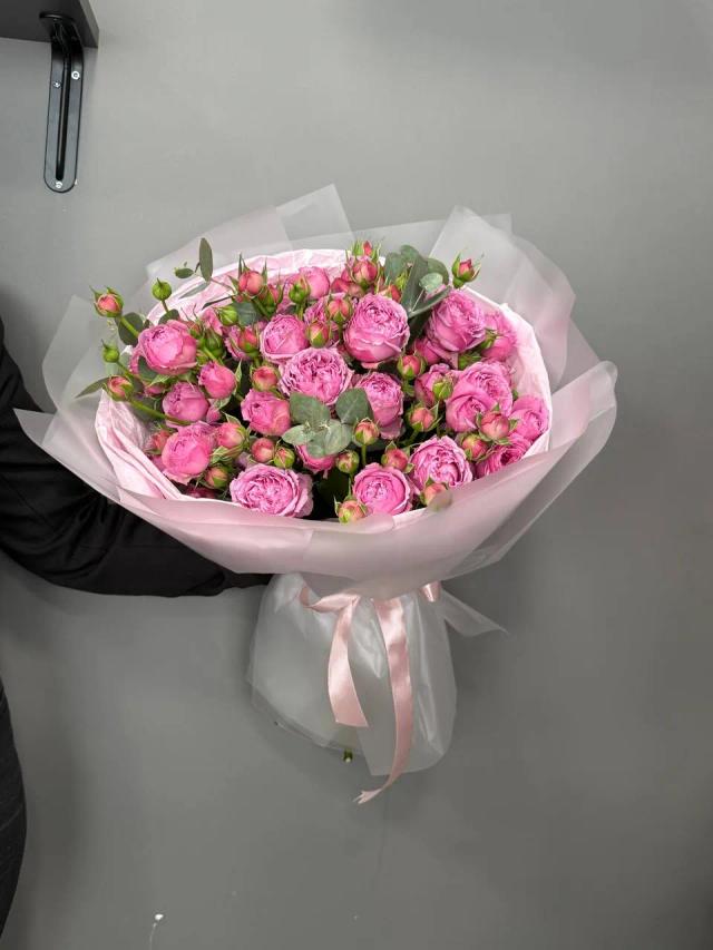 A bouquet of peony-like roses | ծաղիկների առաքում Երևանում