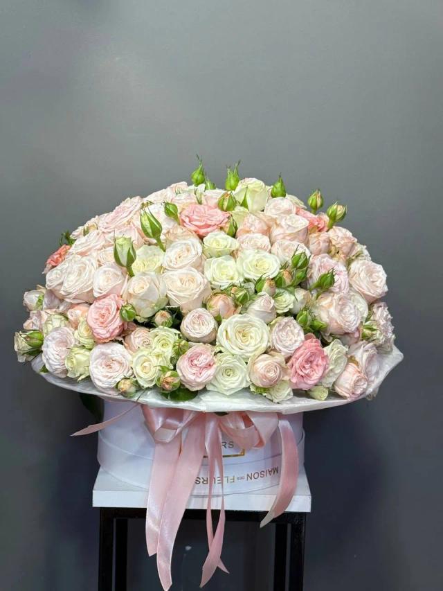 Peonies in a box | ծաղիկների առաքում Երևանում