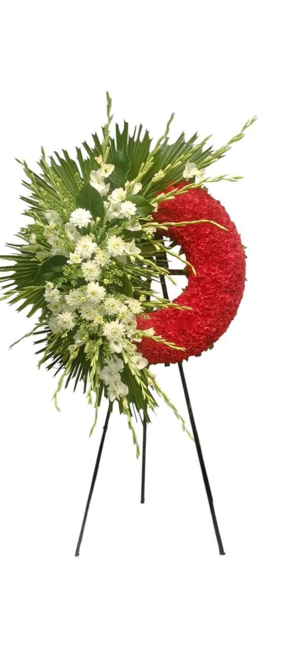Wreath - Gorgeous floral arrangement with delivery | ծաղիկների առաքում Երևանում