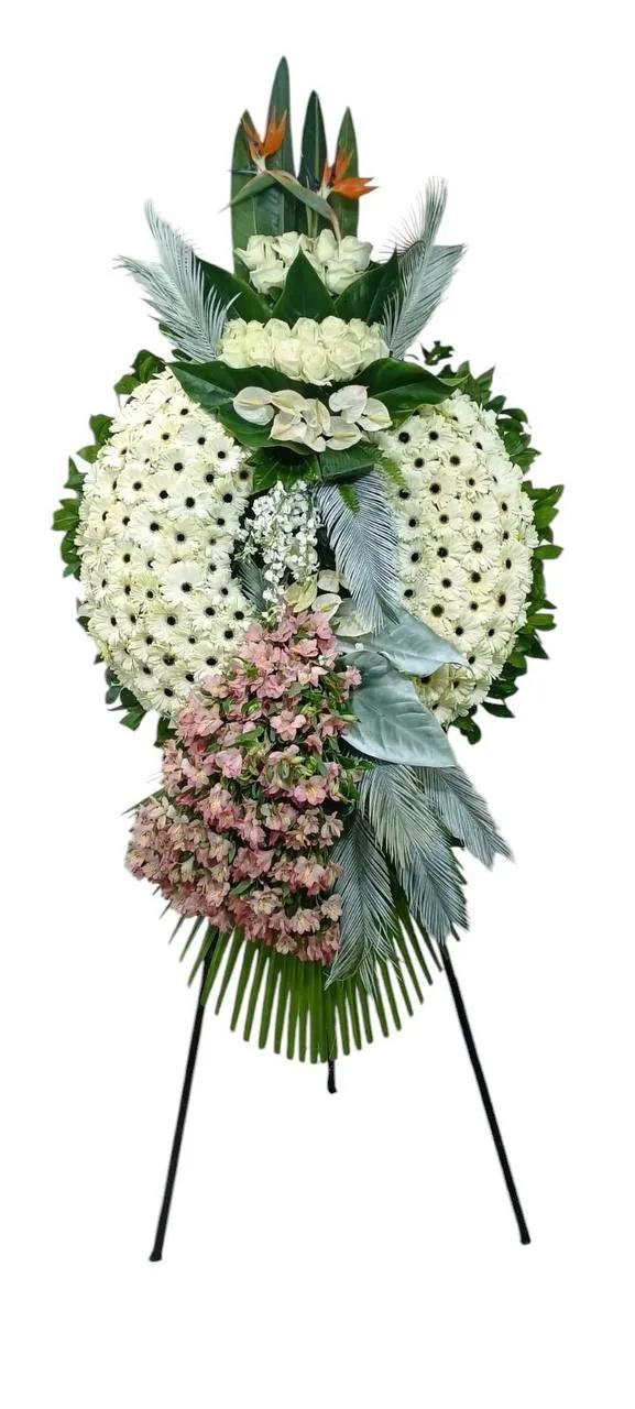Wreath Rose, Gerbera, Alstroemeria, Bird of Paradise and Anthurium | ծաղիկների առաքում Երևանում