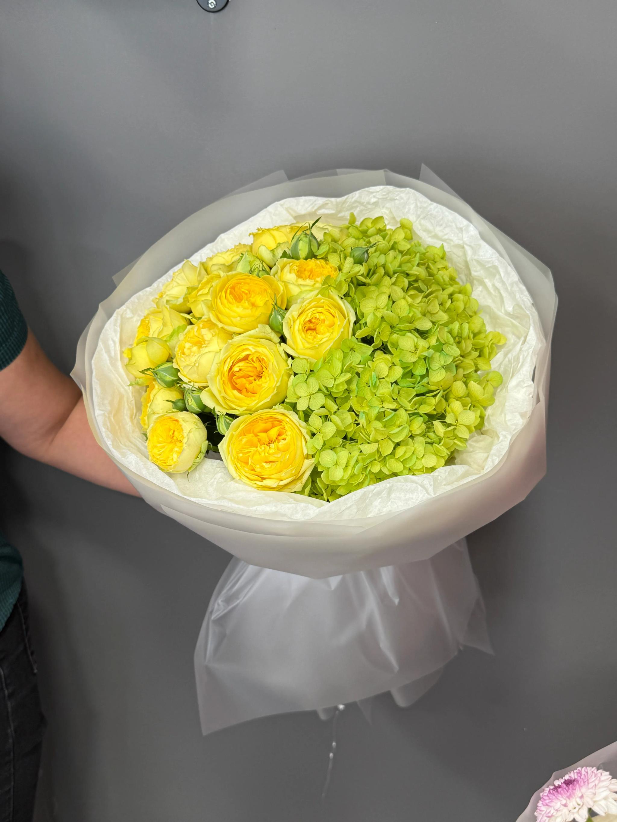 Bouquet of hydrangea and peonies | ծաղիկների առաքում Երևանում