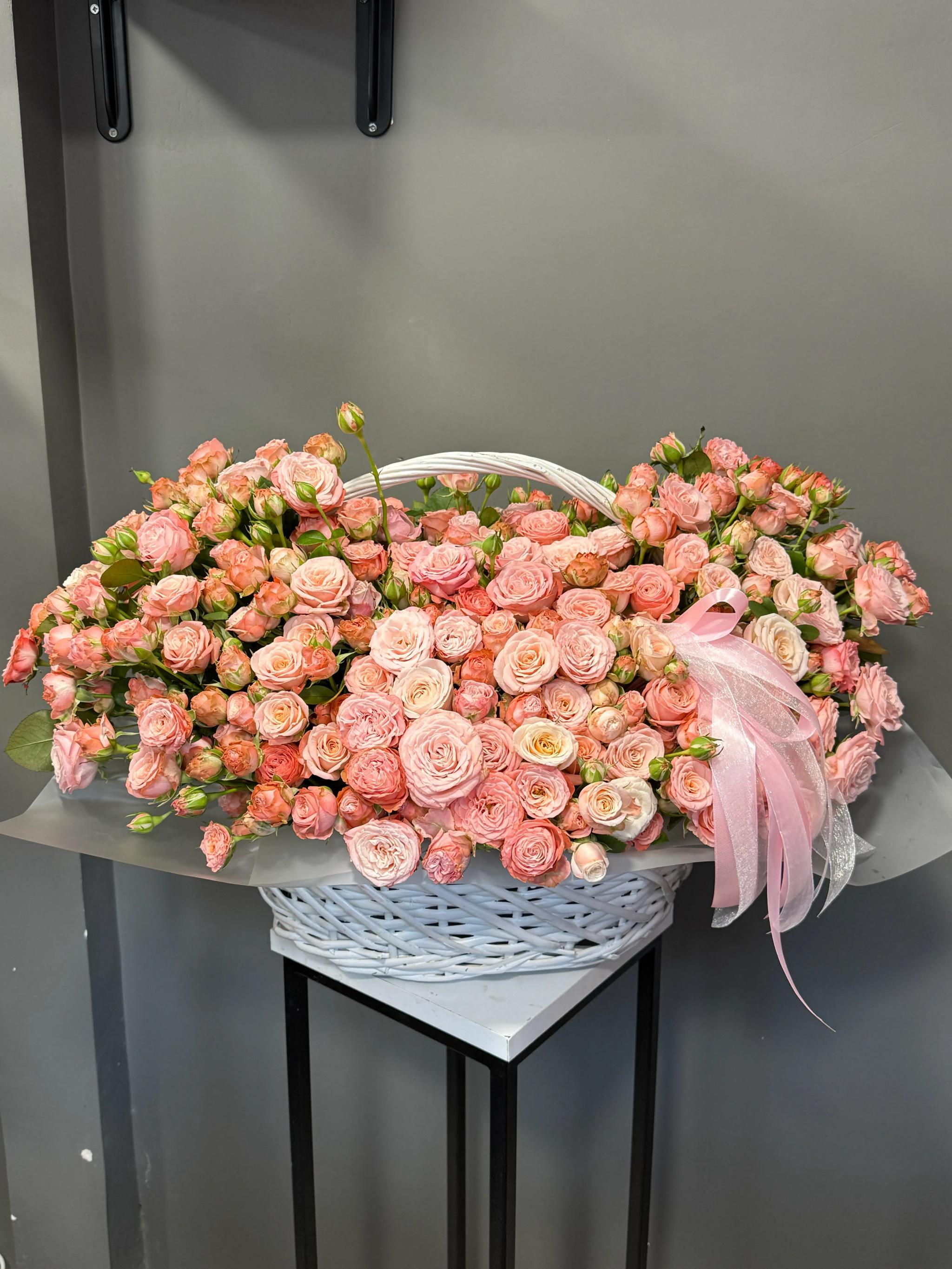 A basket of peonies | ծաղիկների առաքում Երևանում