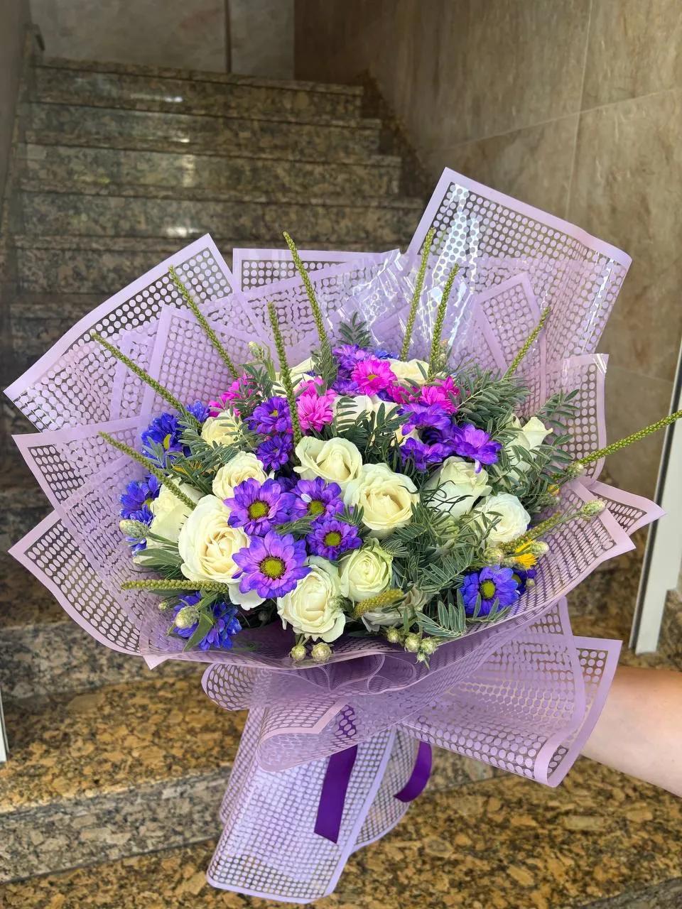 Creative bouquet | ծաղիկների առաքում Երևանում