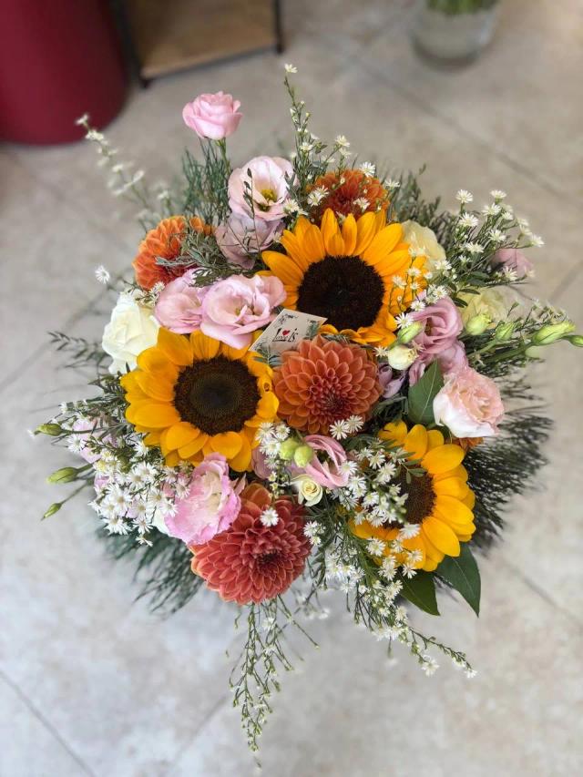 A bouquet of chrysanthemums, sunflowers, and lisianthus | ծաղիկների առաքում Երևանում