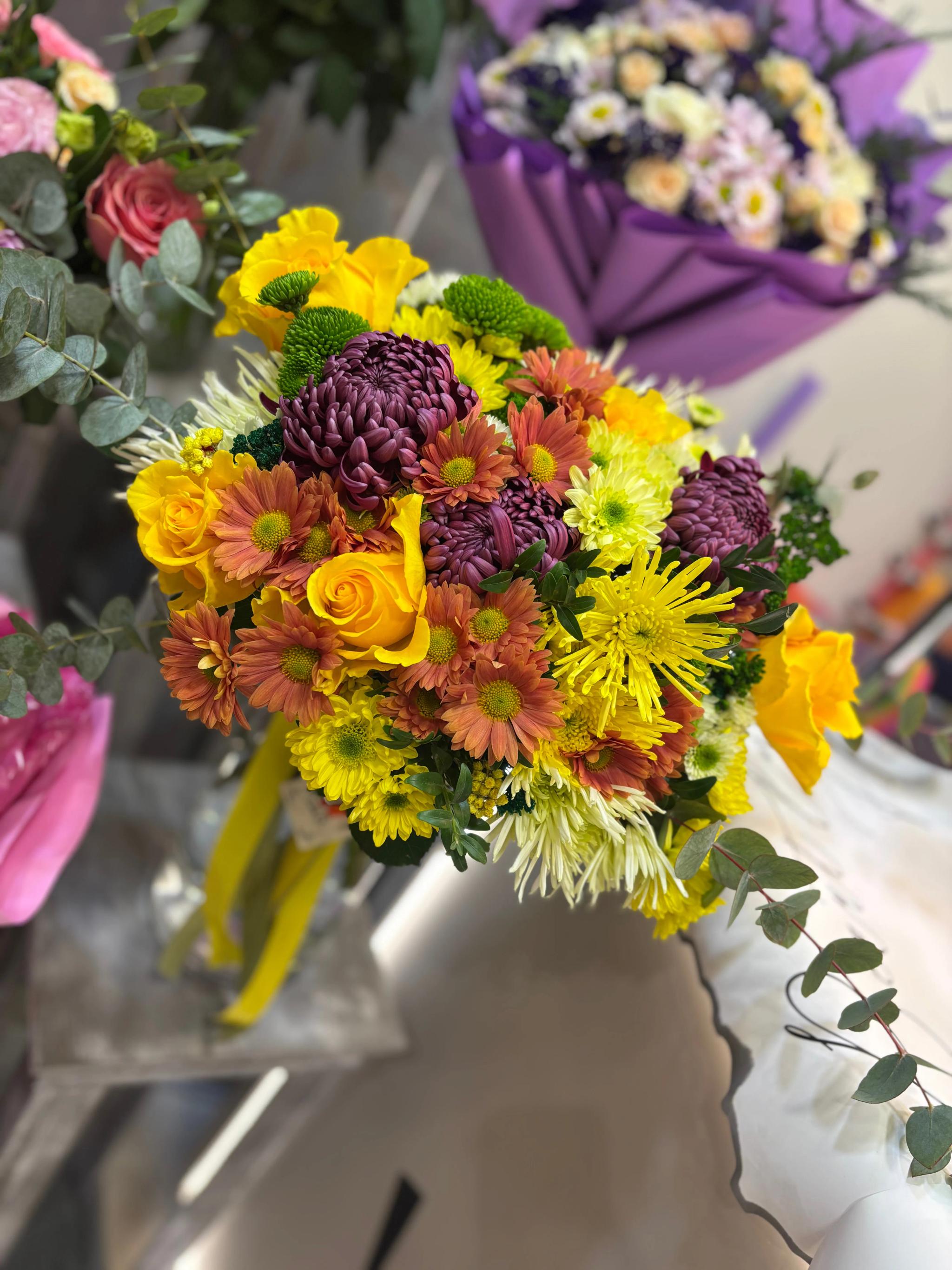 A bright bunch | ծաղիկների առաքում Երևանում