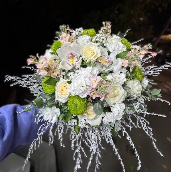 Creative bouquet | ծաղիկների առաքում Երևանում