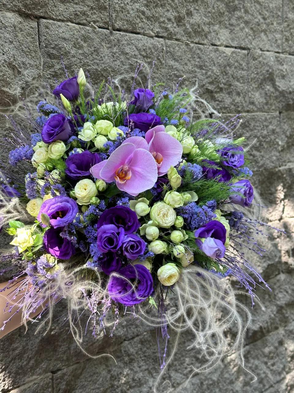 Creative bouquet | ծաղիկների առաքում Երևանում