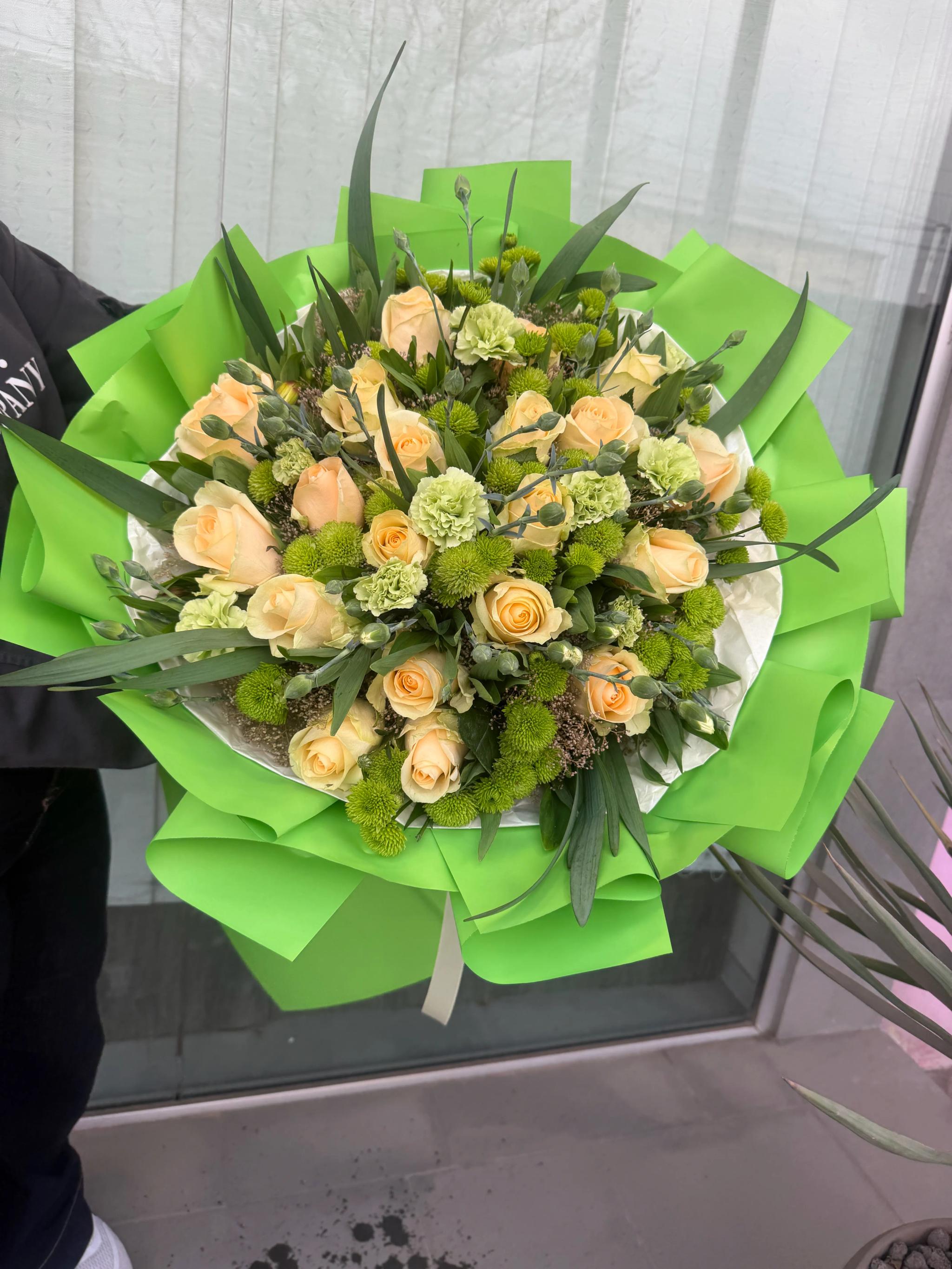 Green bouquet | ծաղիկների առաքում Երևանում