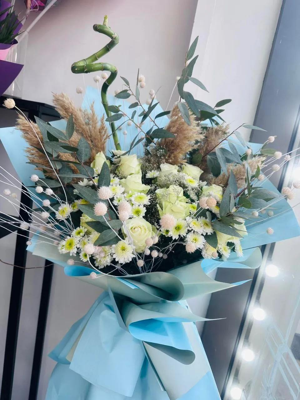 Creative bouquet | ծաղիկների առաքում Երևանում
