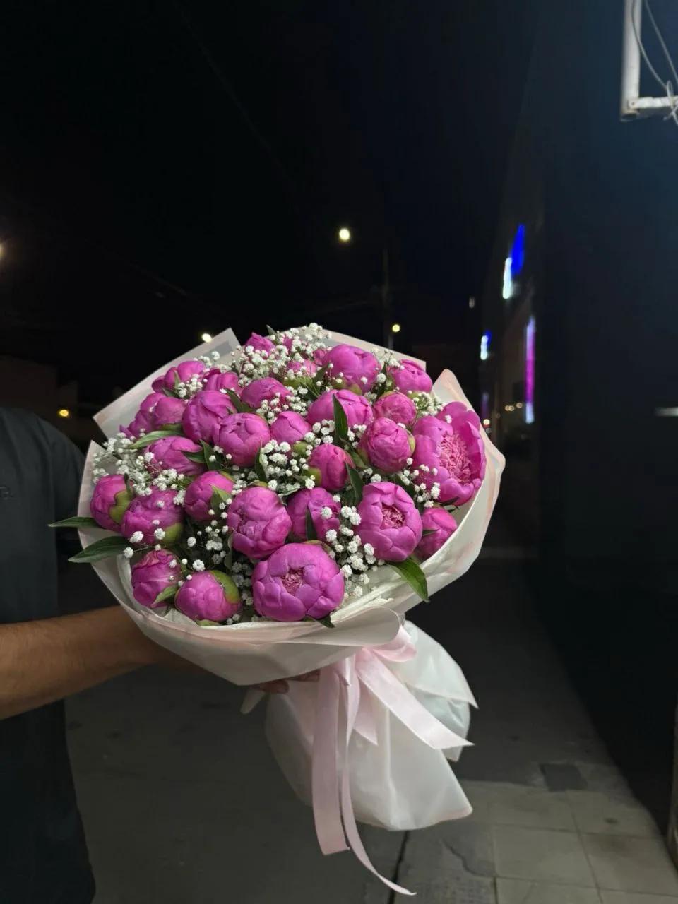 A bunch of peonies | ծաղիկներ, ծաղկեպսակներ, բույսեր Երևան
