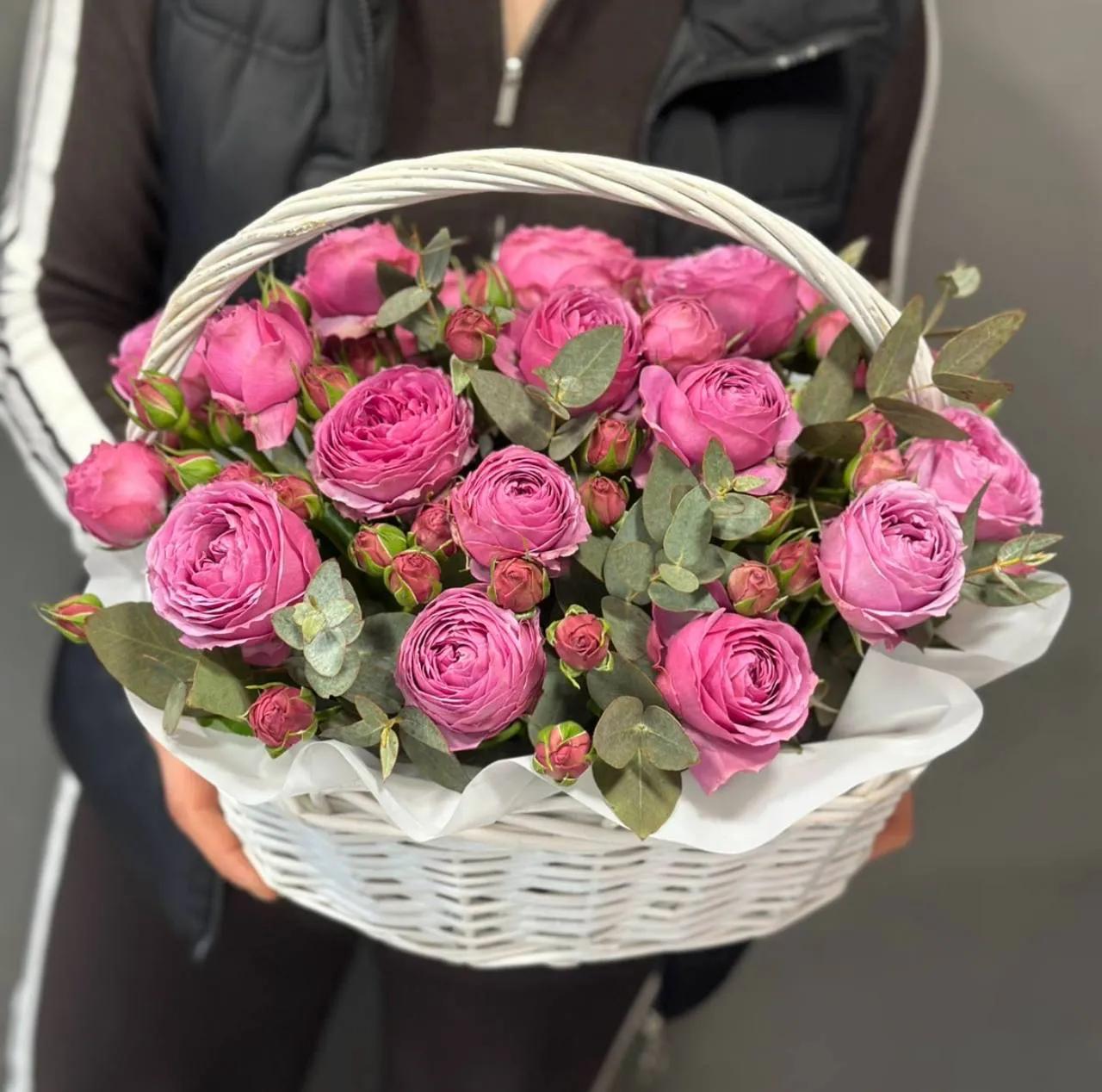 Peonies in a basket | ծաղիկներ, ծաղկեպսակներ, բույսեր Երևան Peonies in a basket | ծաղիկներ, ծաղկեպսակներ, բույսեր Երևան