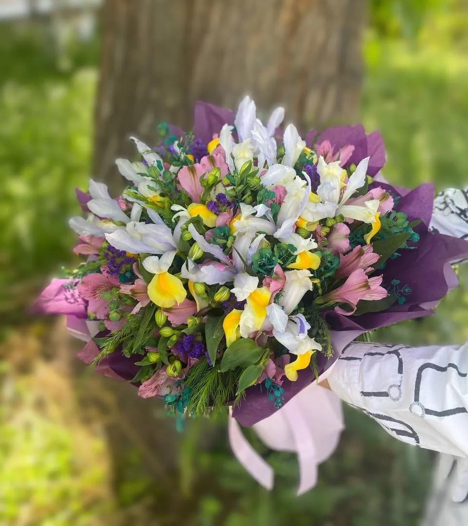 A creative bunch | ծաղիկներ, ծաղկեպսակներ, բույսեր Երևան A creative bunch | ծաղիկներ, ծաղկեպսակներ, բույսեր Երևան