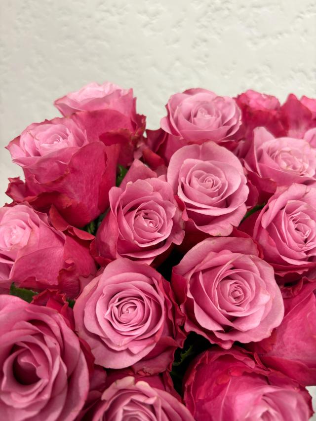 Bunch of roses | ծաղիկներ, ծաղկեպսակներ, բույսեր - առաքում Երևան Bunch of roses | ծաղիկներ, ծաղկեպսակներ, բույսեր - առաքում Երևան