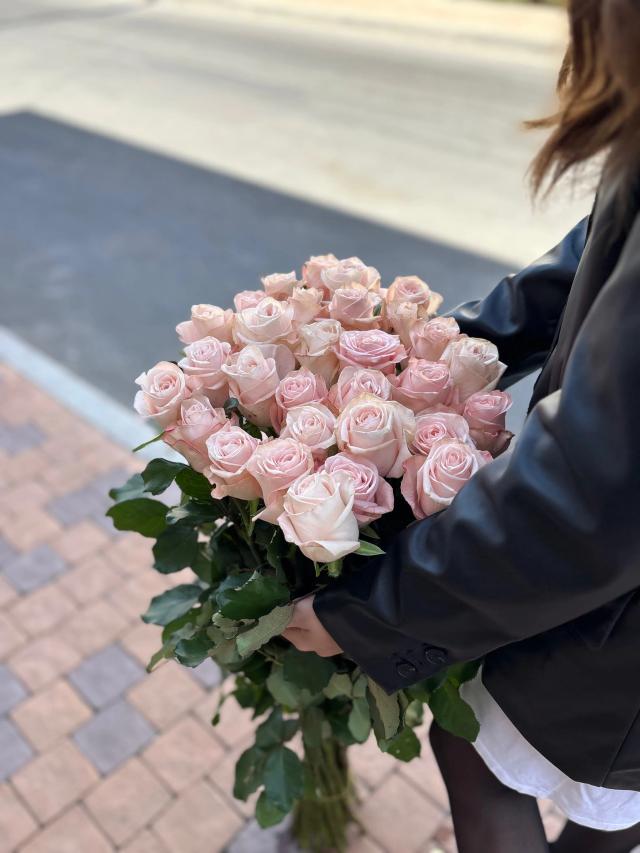 Bunch of pink roses | ծաղիկներ, ծաղկեպսակներ, բույսեր - առաքում Երևան Bunch of pink roses | ծաղիկներ, ծաղկեպսակներ, բույսեր - առաքում Երևան