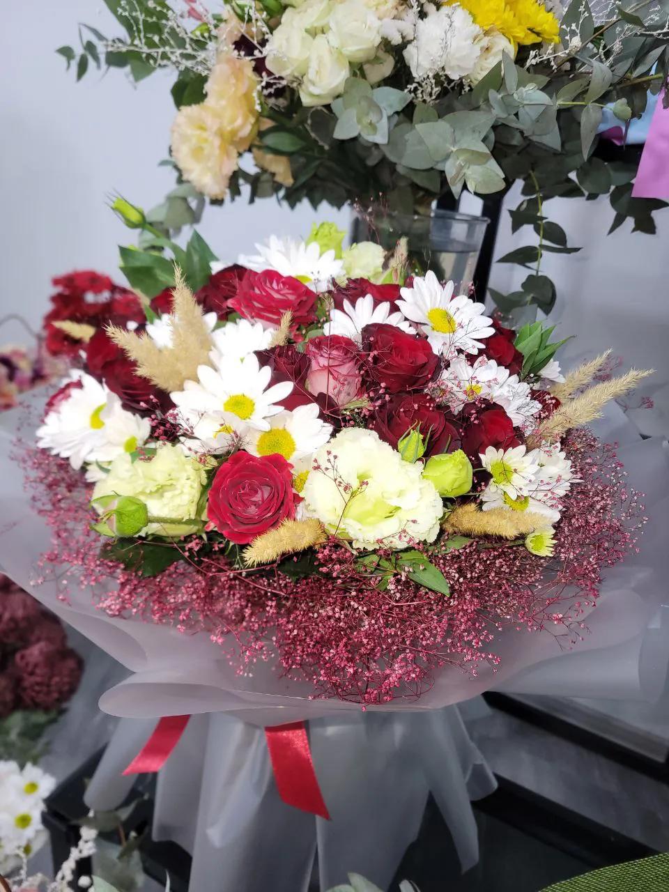 An elegant bouquet | ծաղիկներ, ծաղկեպսակներ, բույսեր Երևան An elegant bouquet | ծաղիկներ, ծաղկեպսակներ, բույսեր Երևան